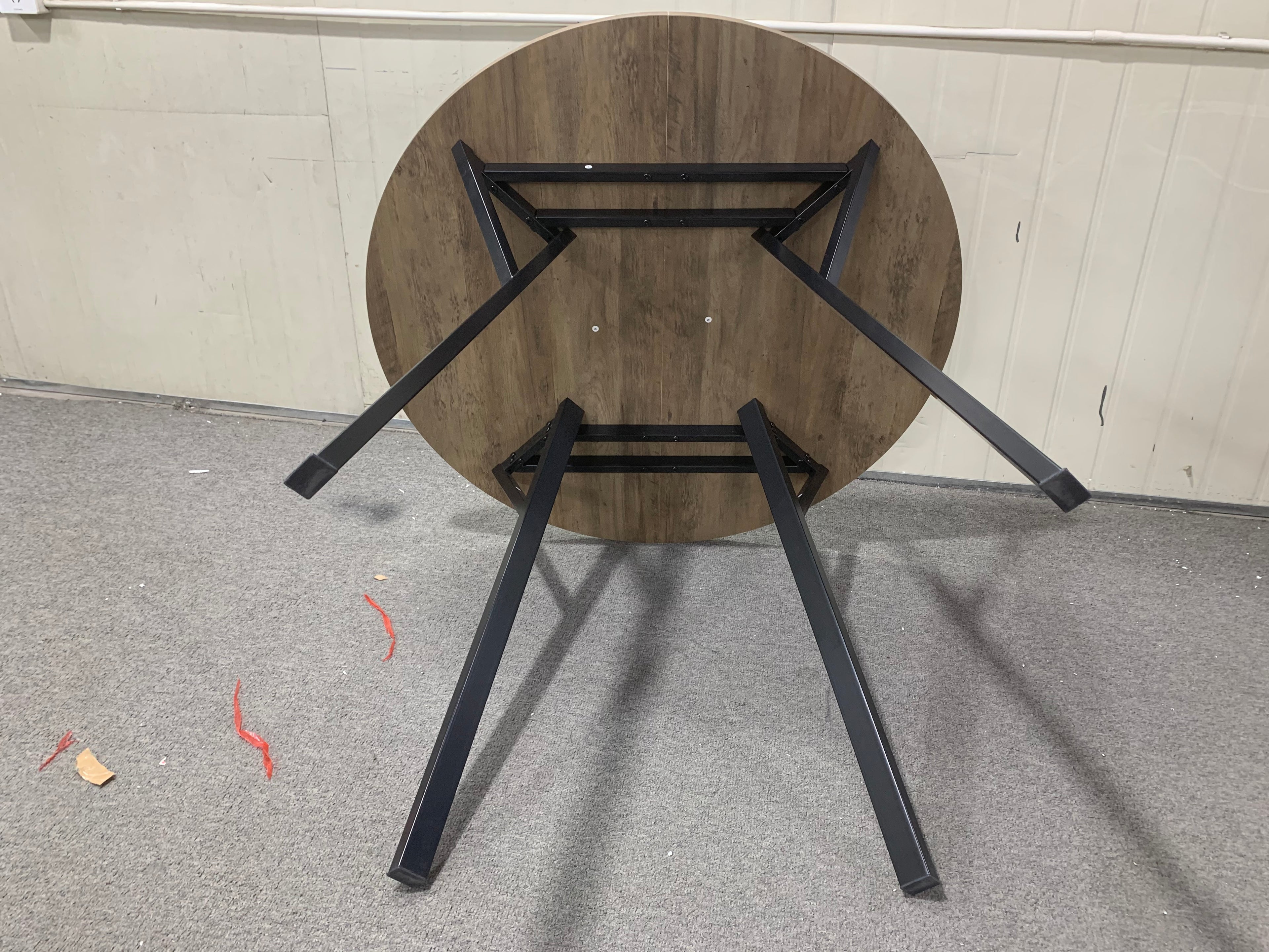 Frigga Round Dining Table