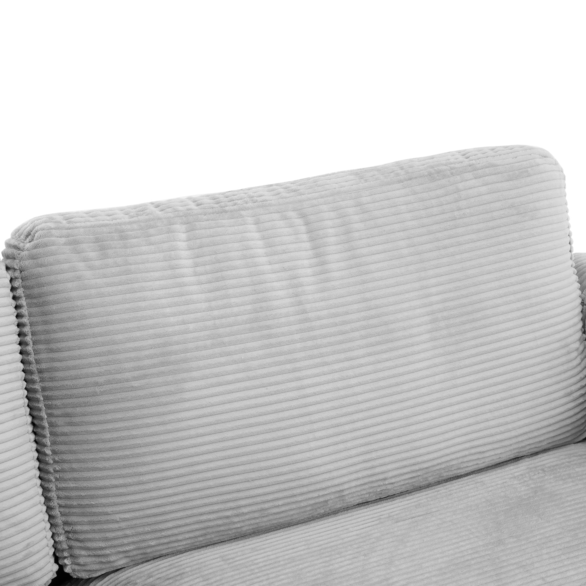 Nils Loveseat