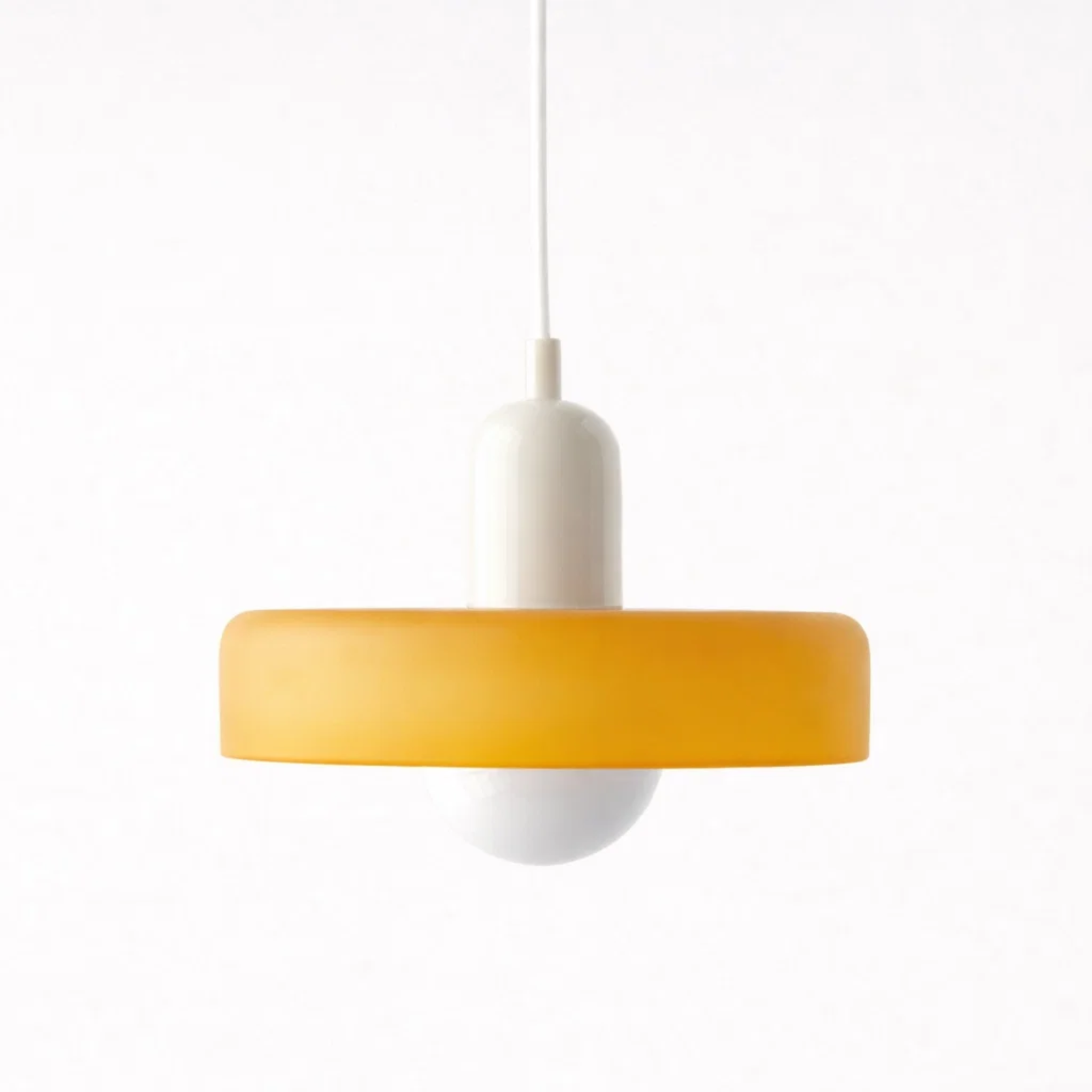 Bauhaus plafondlampen met glas en kleuraccenten