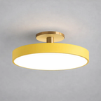 Strakke ronde plafondlamp voor een modern interieur