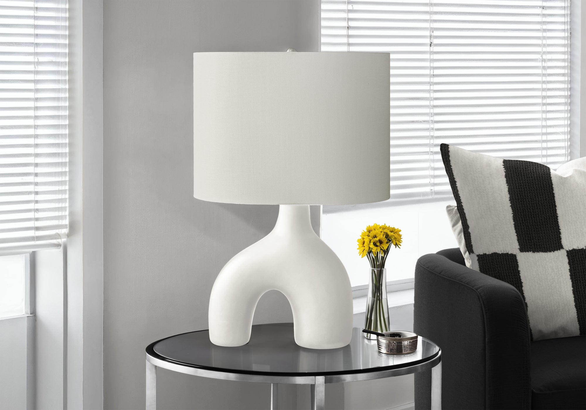 Ylve Ceramic Table Lamp