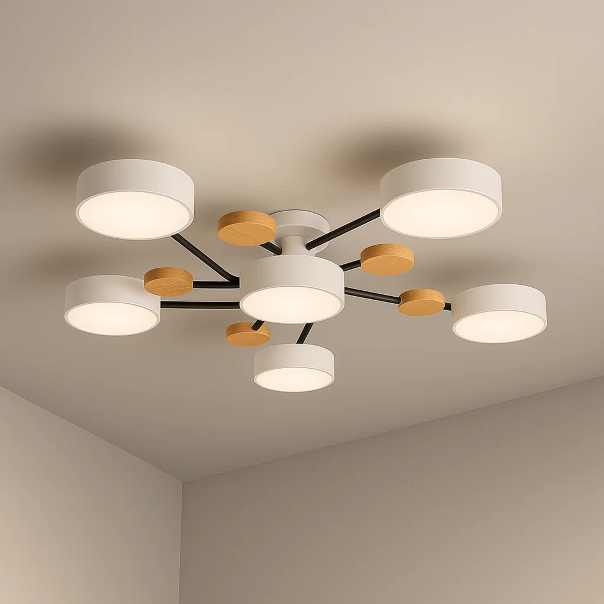 Moderne loftlampe med runde skiver og subtilt trælook