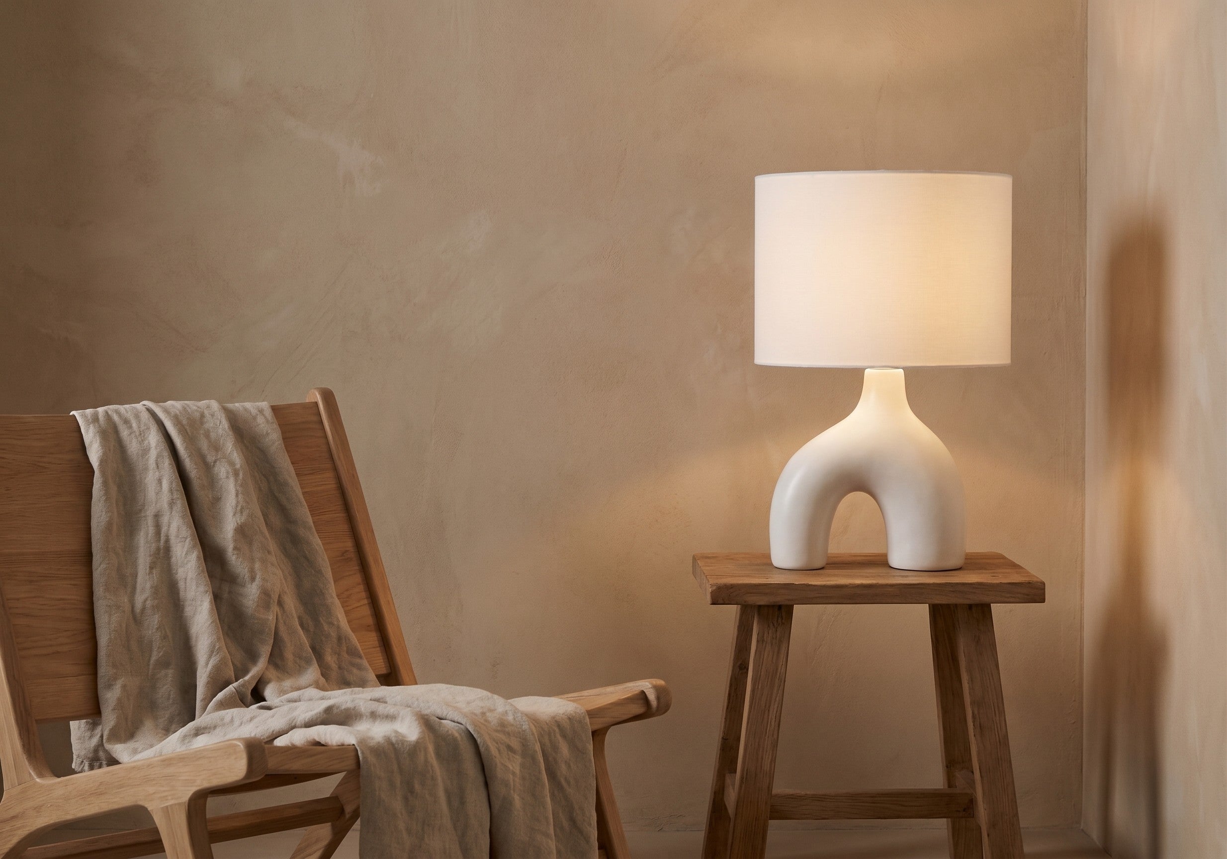 Ylve Ceramic Table Lamp