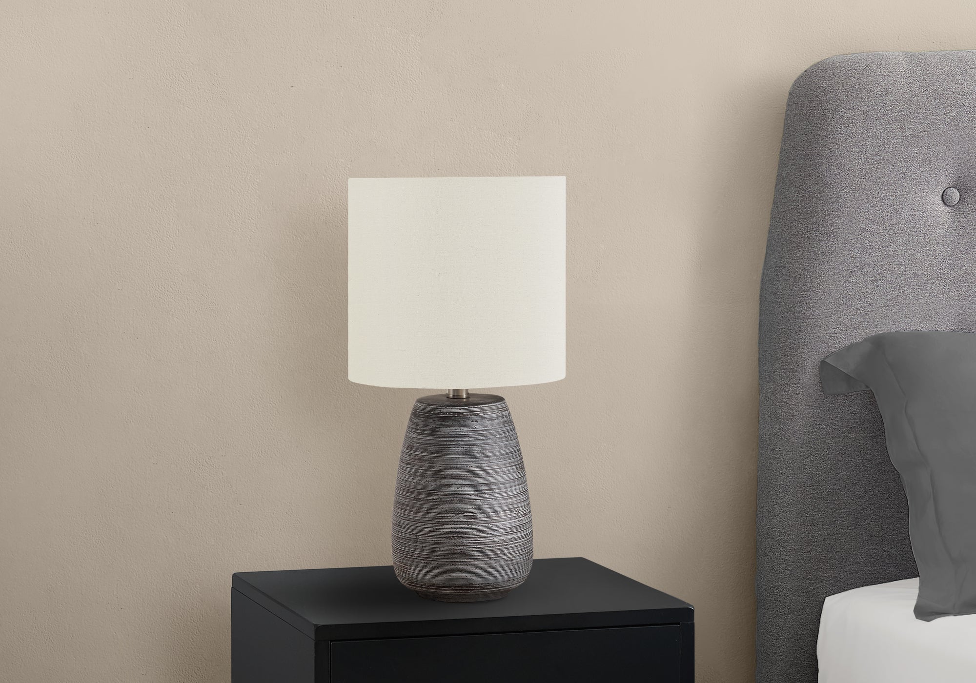 Tindra Ceramic Table Lamp