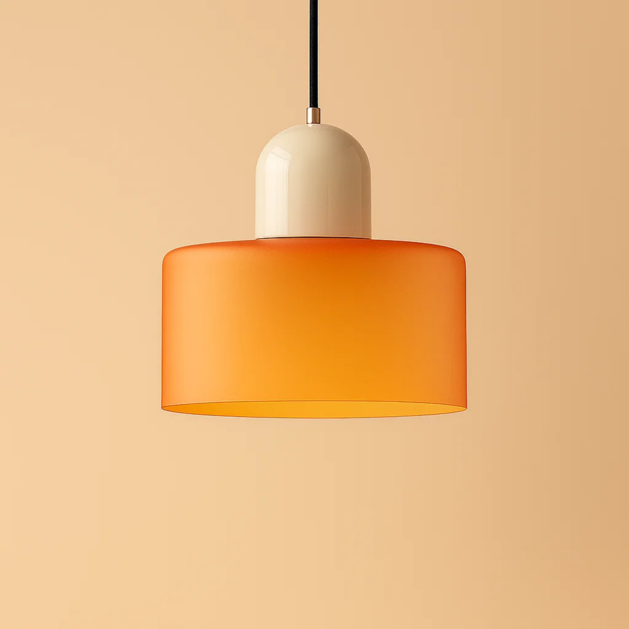 Retro plafondlamp met gekleurde kap