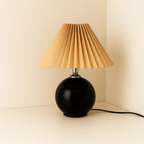 Tafellamp met geplooide kap