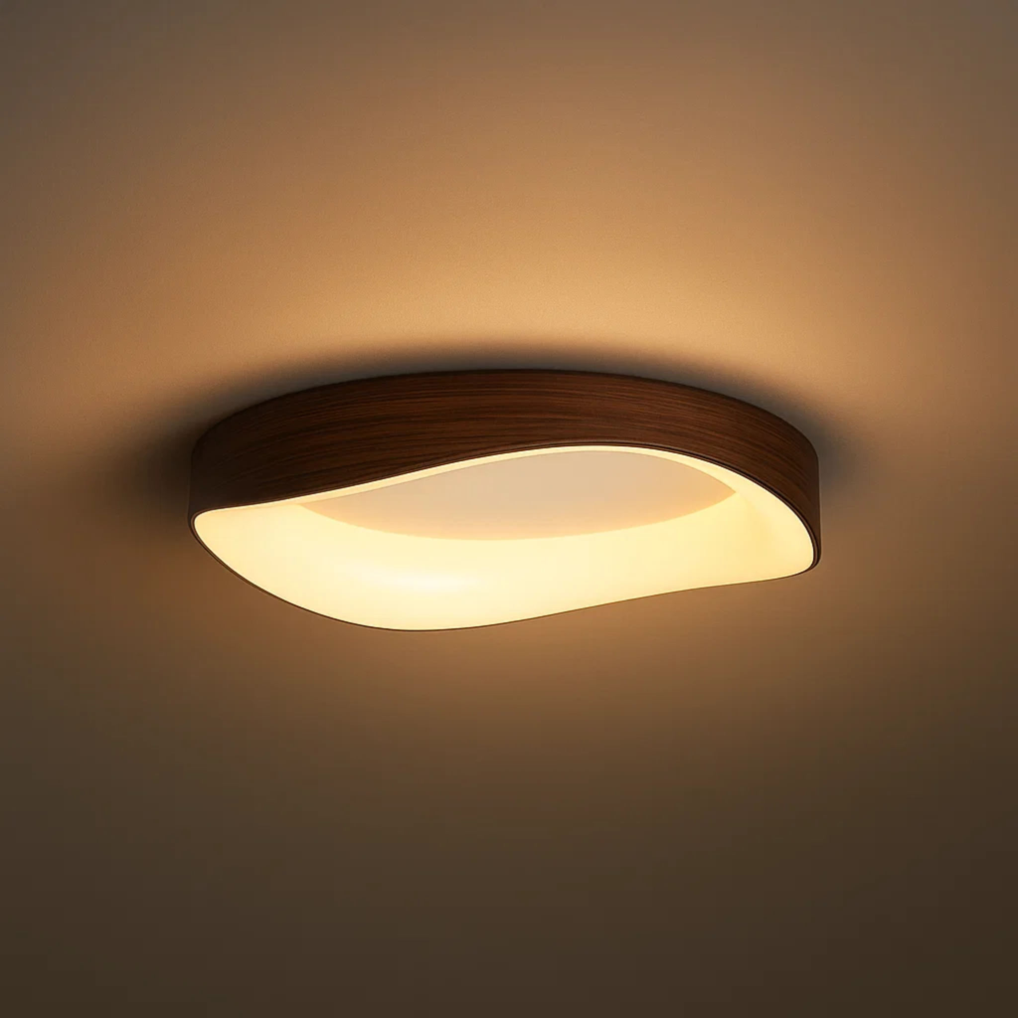 Minimalistische scandinavische plafondlamp