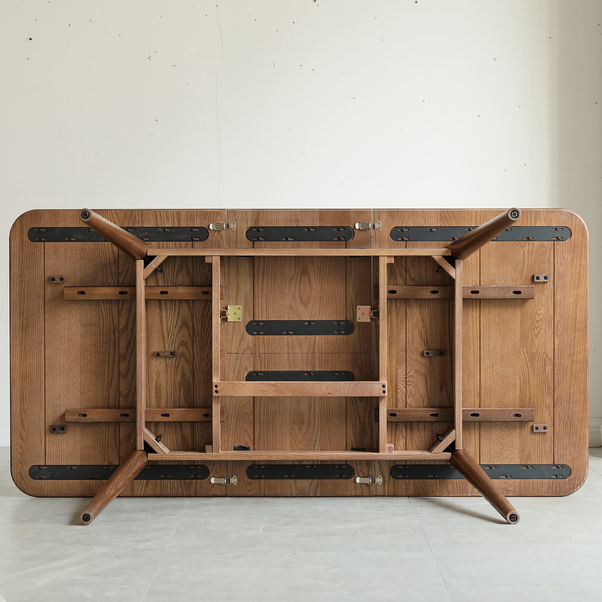 Wenche Round Walnut Dining Table