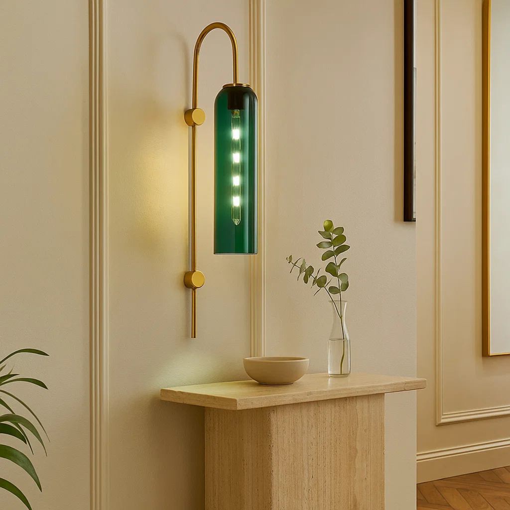 Metalen zwanenhals-wandlamp met glazen kap