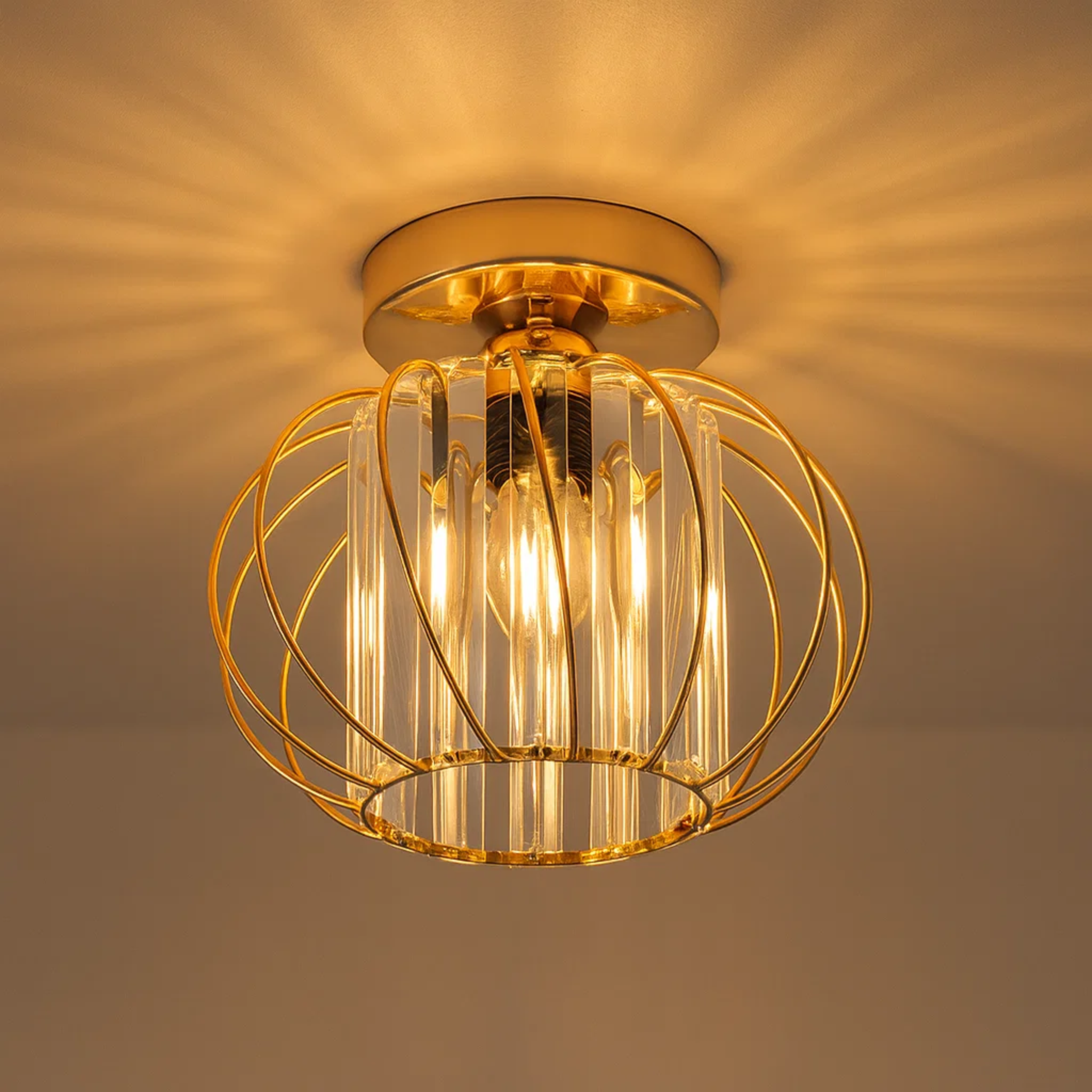 Moderne plafondlamp met zacht lichtpatroon