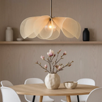 Bloemvormige plafondlamp van stof