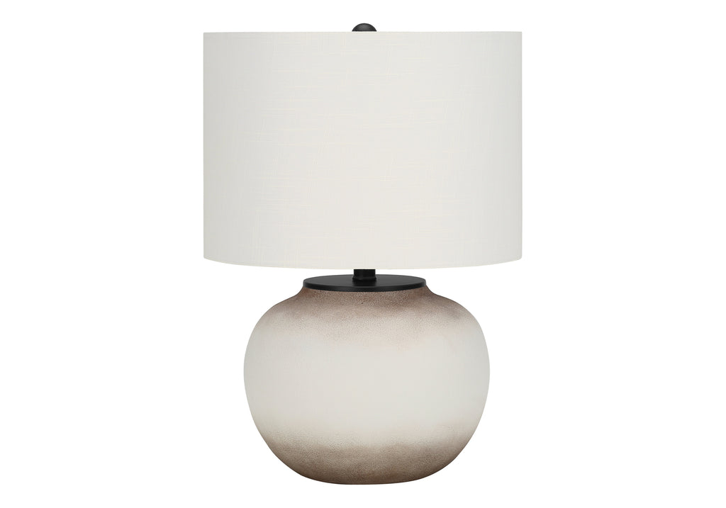 Vetrhild Ceramic Table Lamp