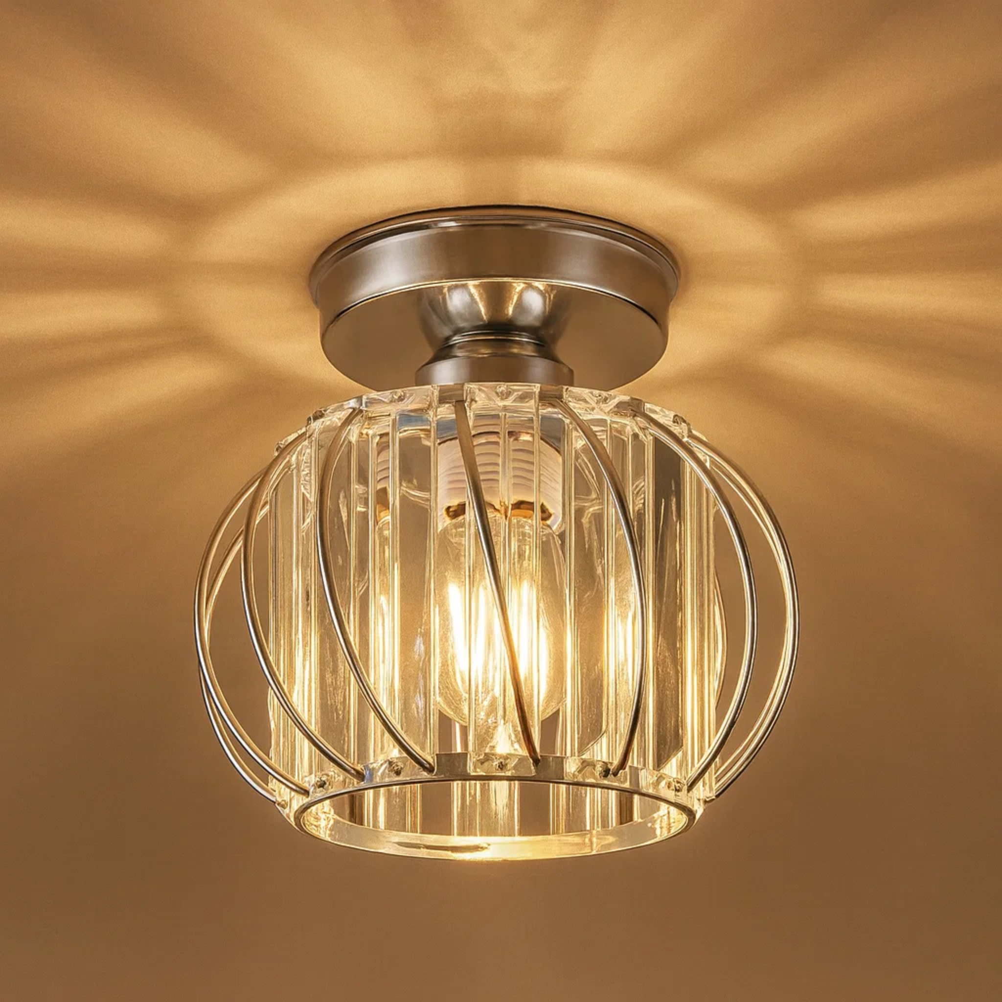 Moderne plafondlamp met zacht lichtpatroon