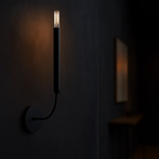 Klassieke metalen kaarsvormige wandlamp