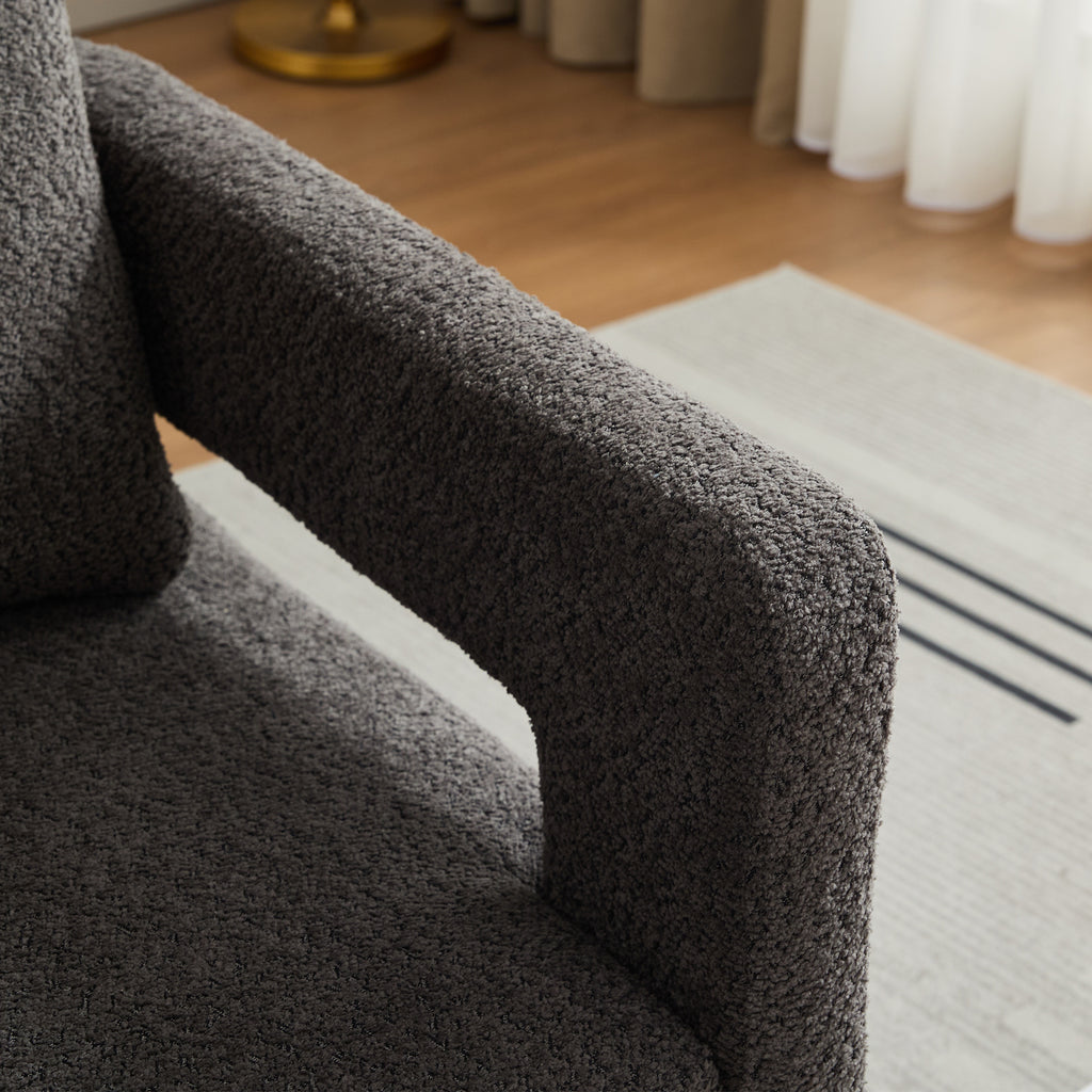 Oda Boucle Swivel Chair