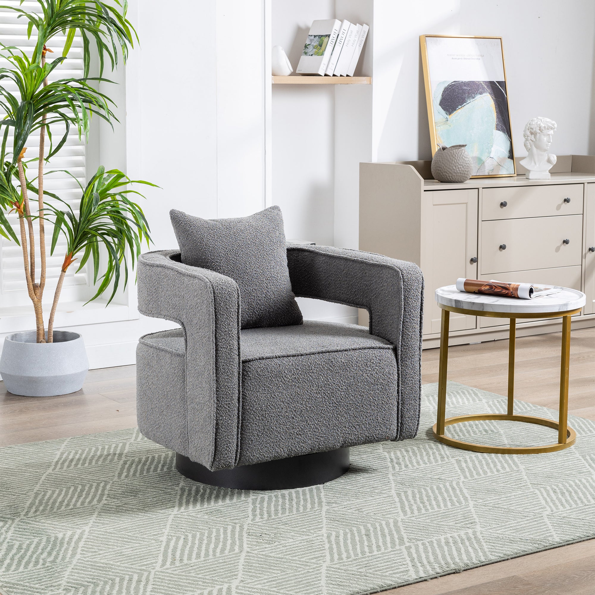 Bodil Boucle Swivel Chair