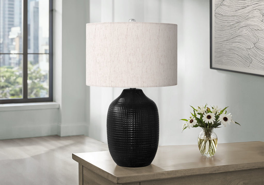 Ossi Ceramic Table Lamp
