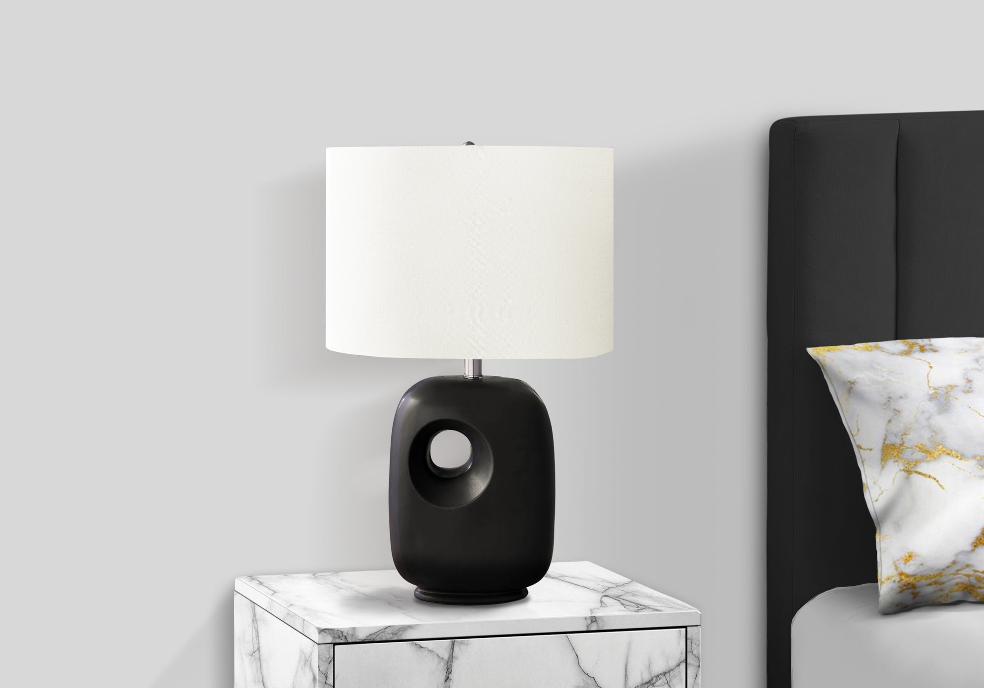 Kiona Ceramic Table Lamp