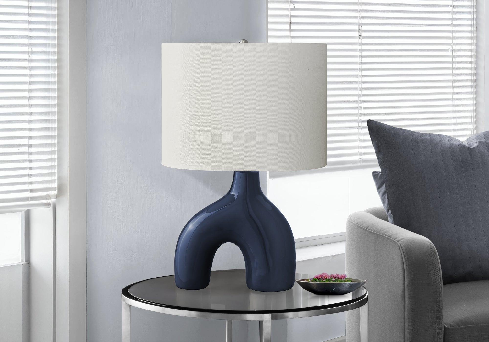 Signelill Ceramic Table Lamp