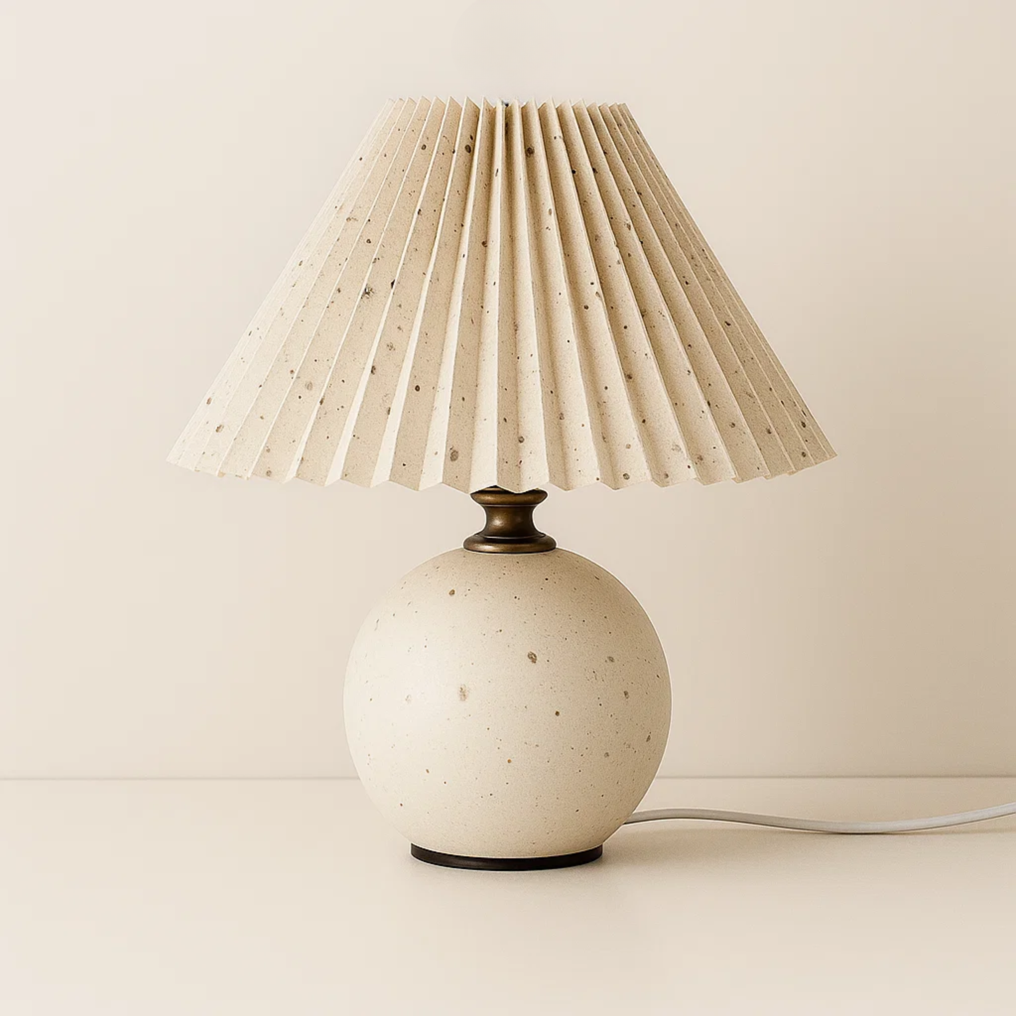 Tafellamp met geplooide kap