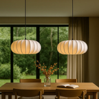 Japandi hanglamp met geplooide kap