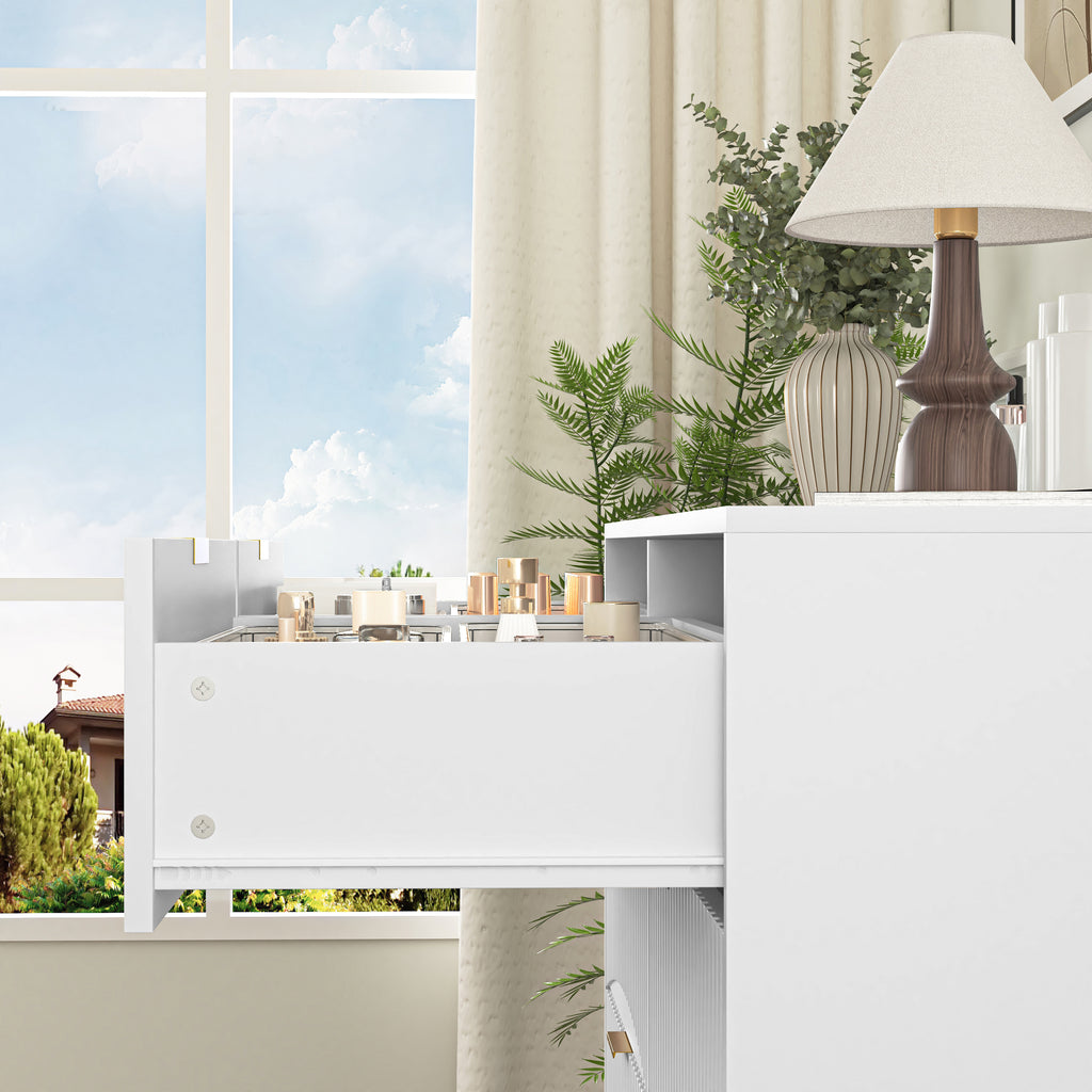 Gry Dresser