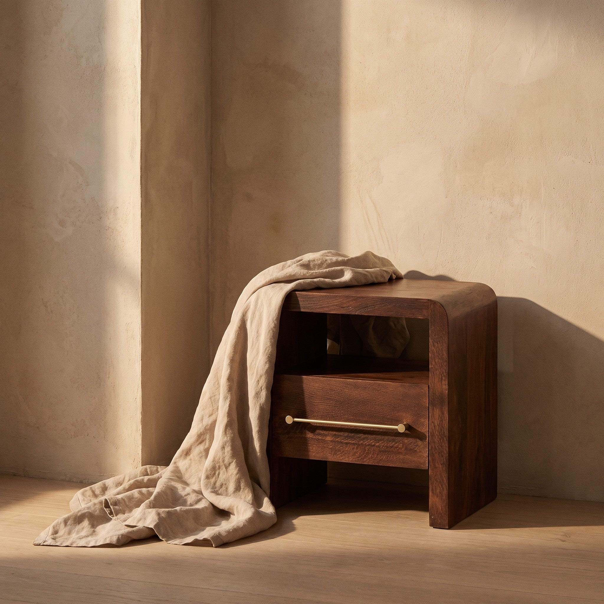 Alfr Block Nightstand