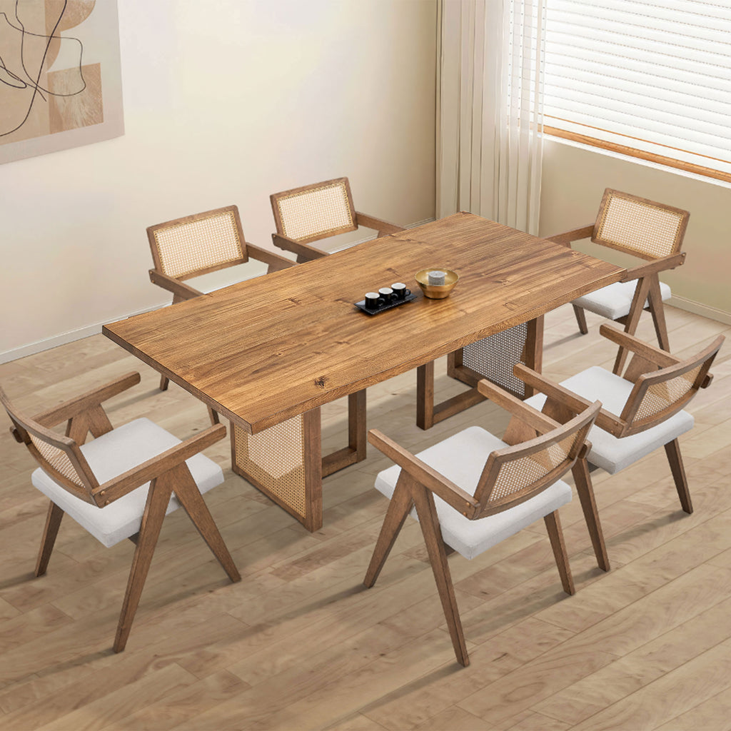Gjord Rattan Dining Table