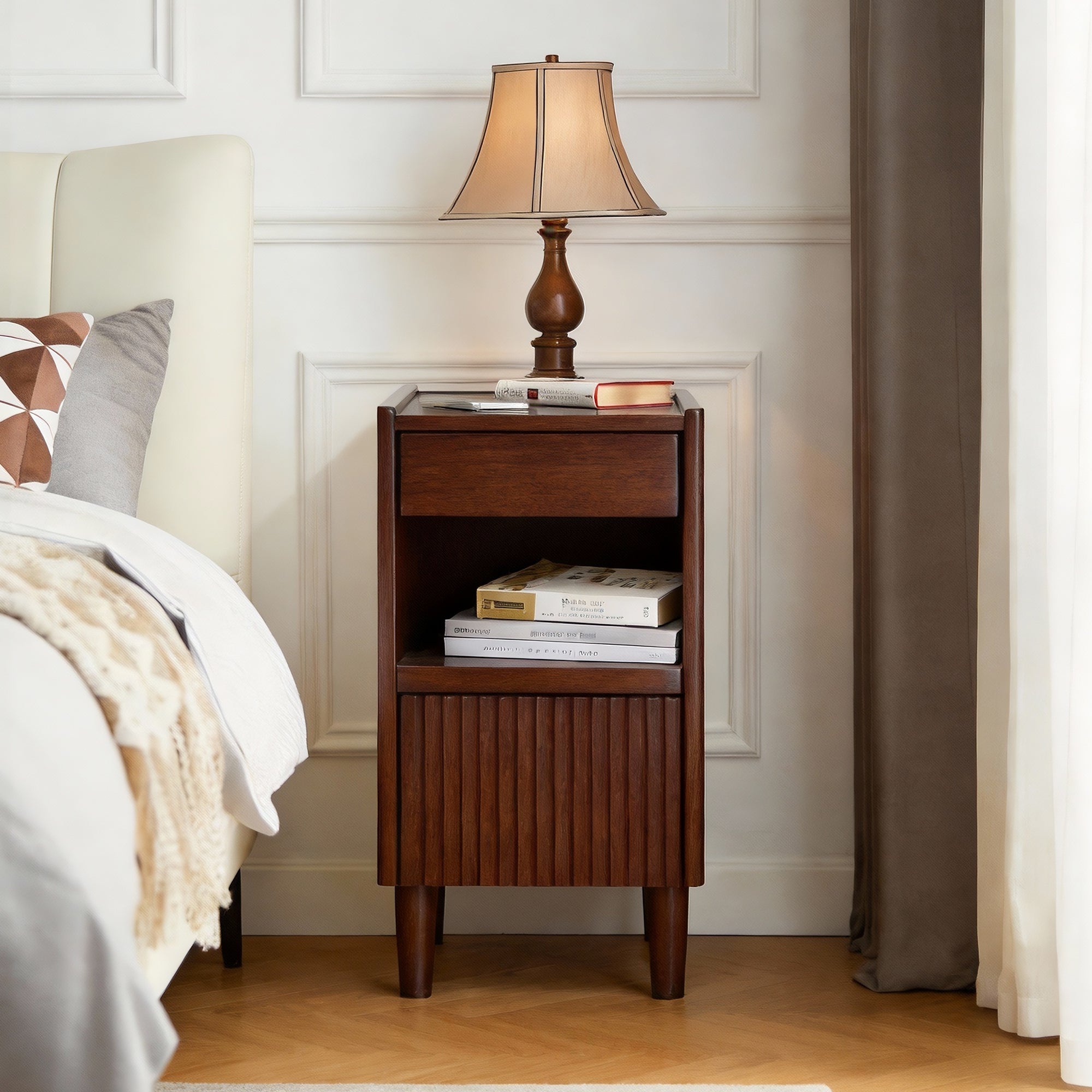 Lauge Storage Solid Wood Nightstand