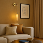 Moderne porseleinen wandlampen in messingkleur met wit