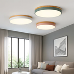Ronde plafondlamp met warme houtlook en zacht