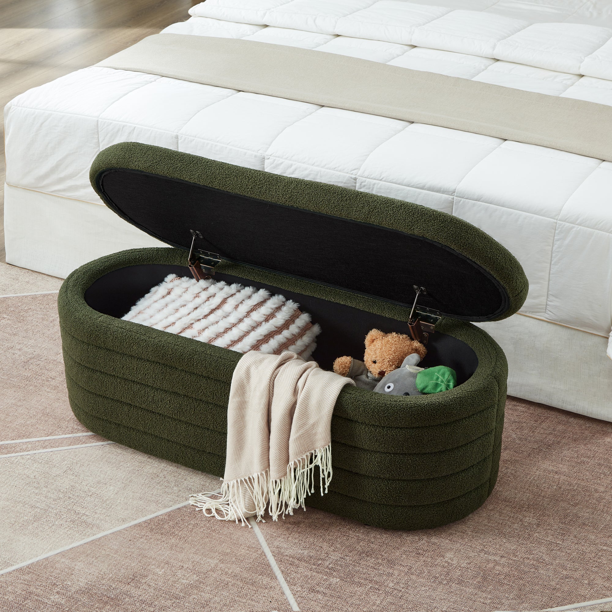 Lasse Oval Boucle Bench