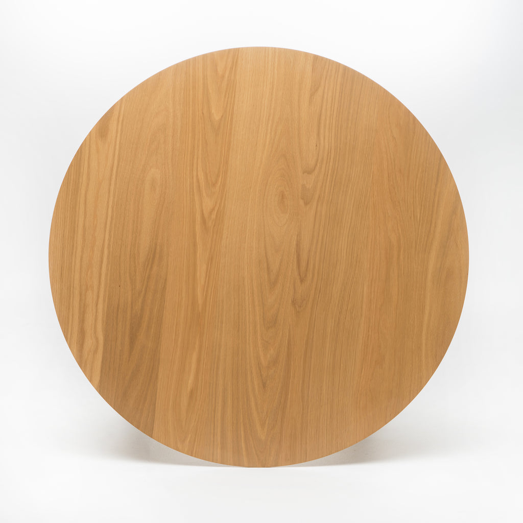 Nanna Round Oak Piece