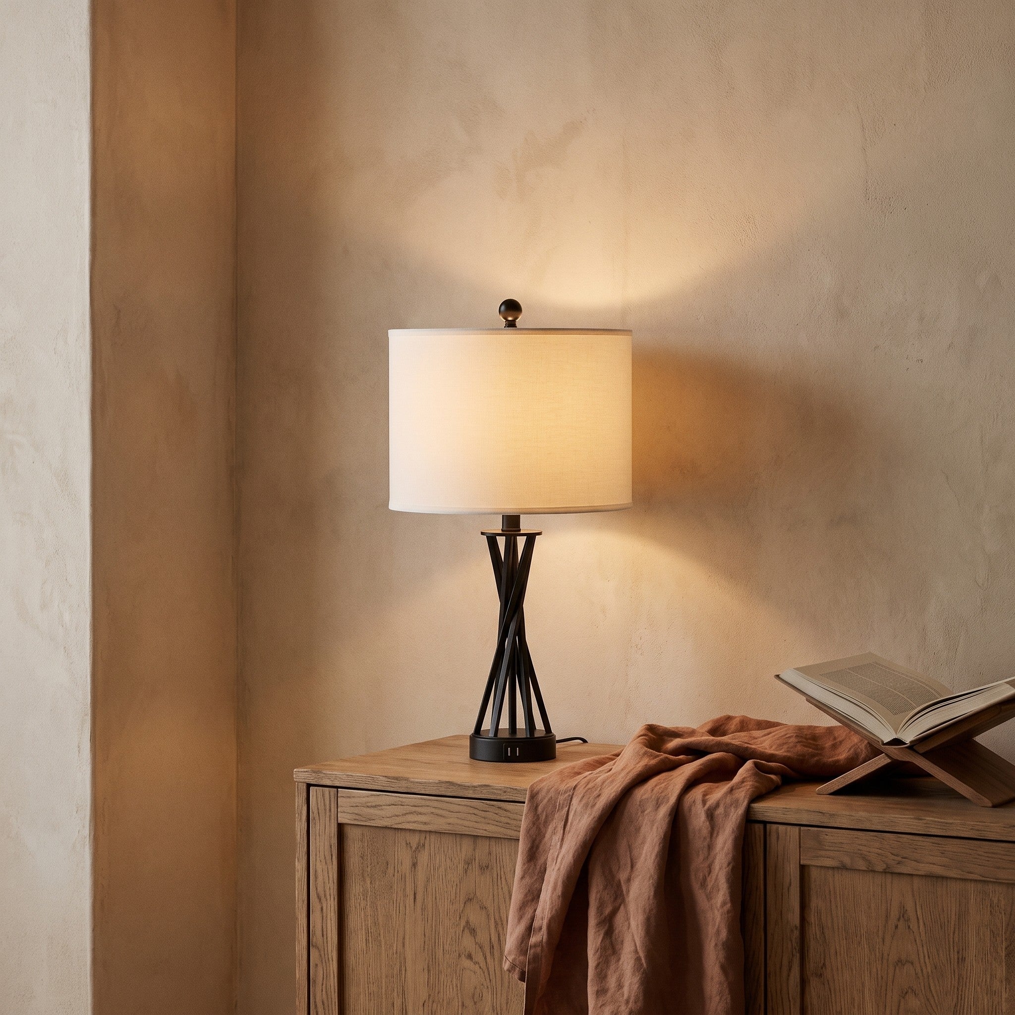 Boel Table Lamp