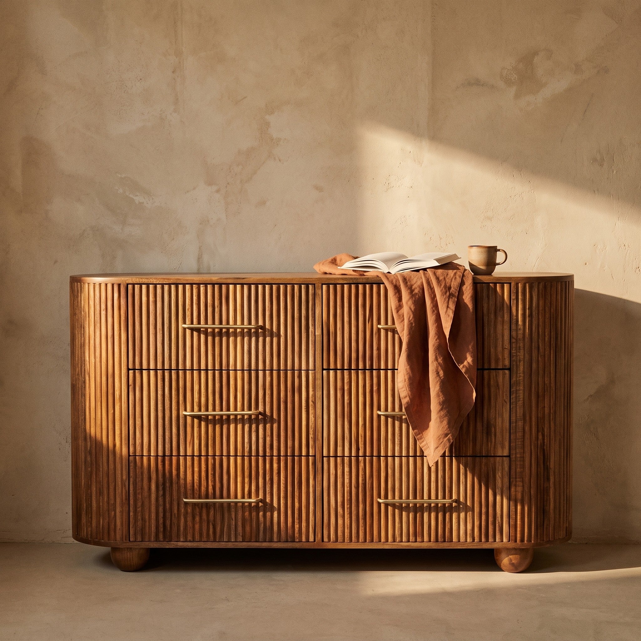 Dagur Solid Wood Chest of Drawers