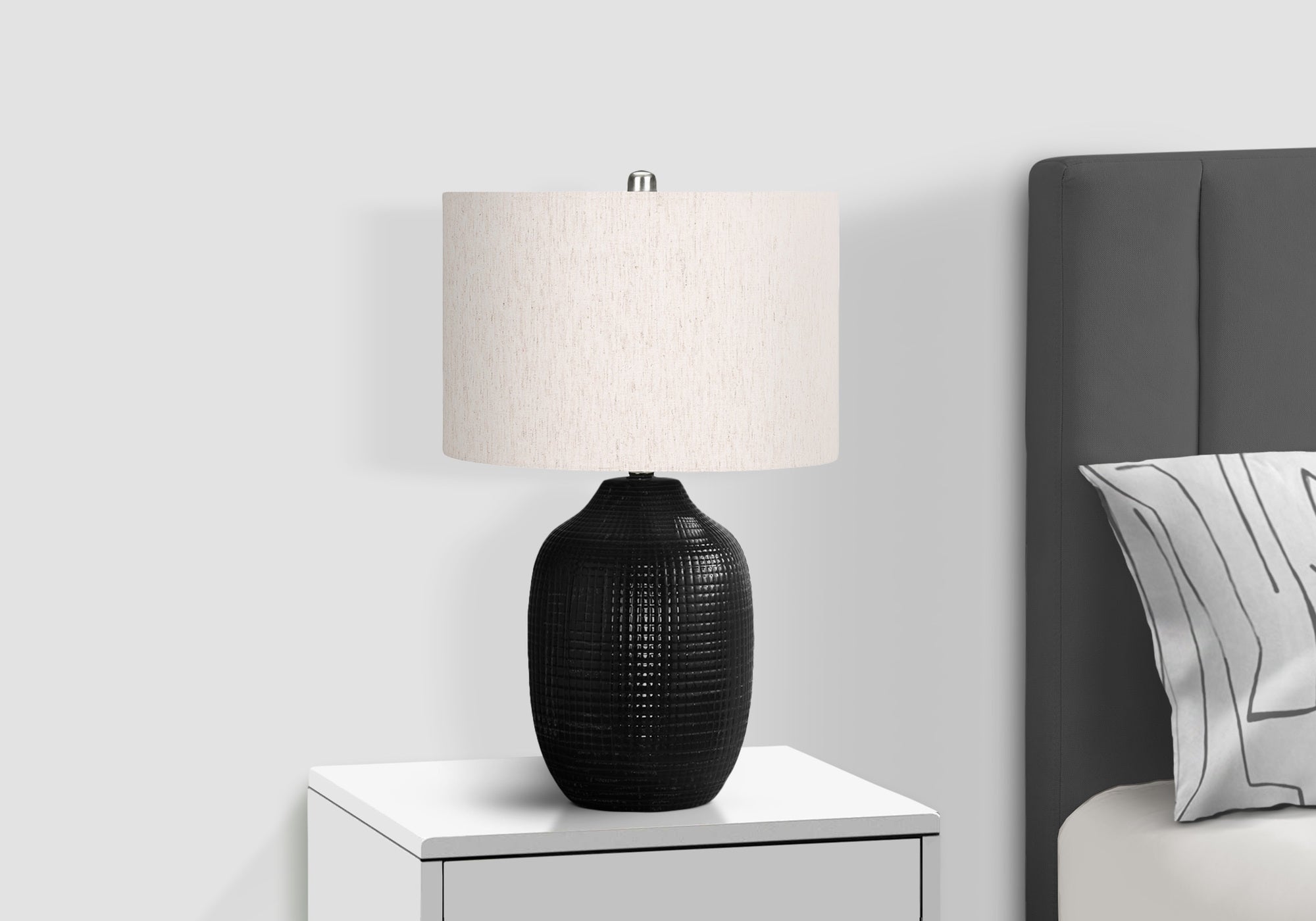 Ossi Ceramic Table Lamp