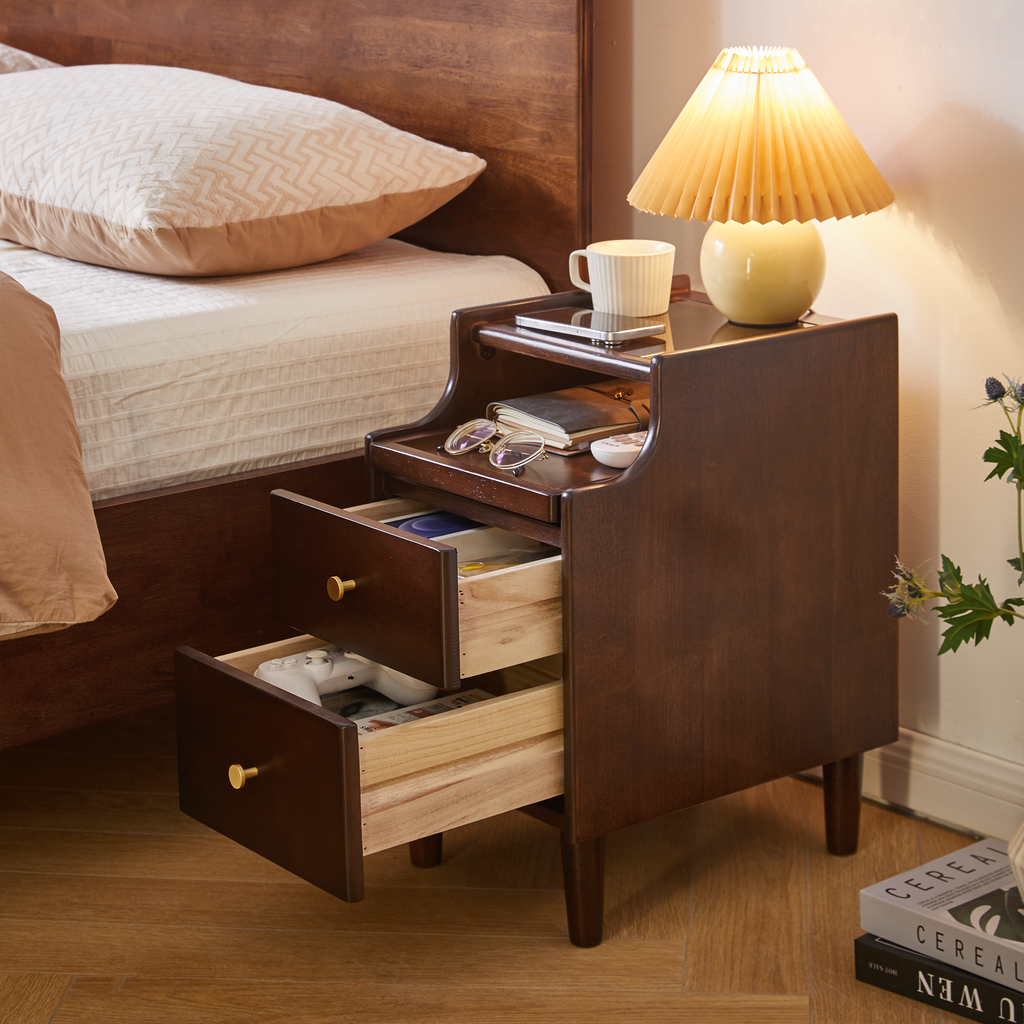 Gry Storage Solid Wood Nightstand