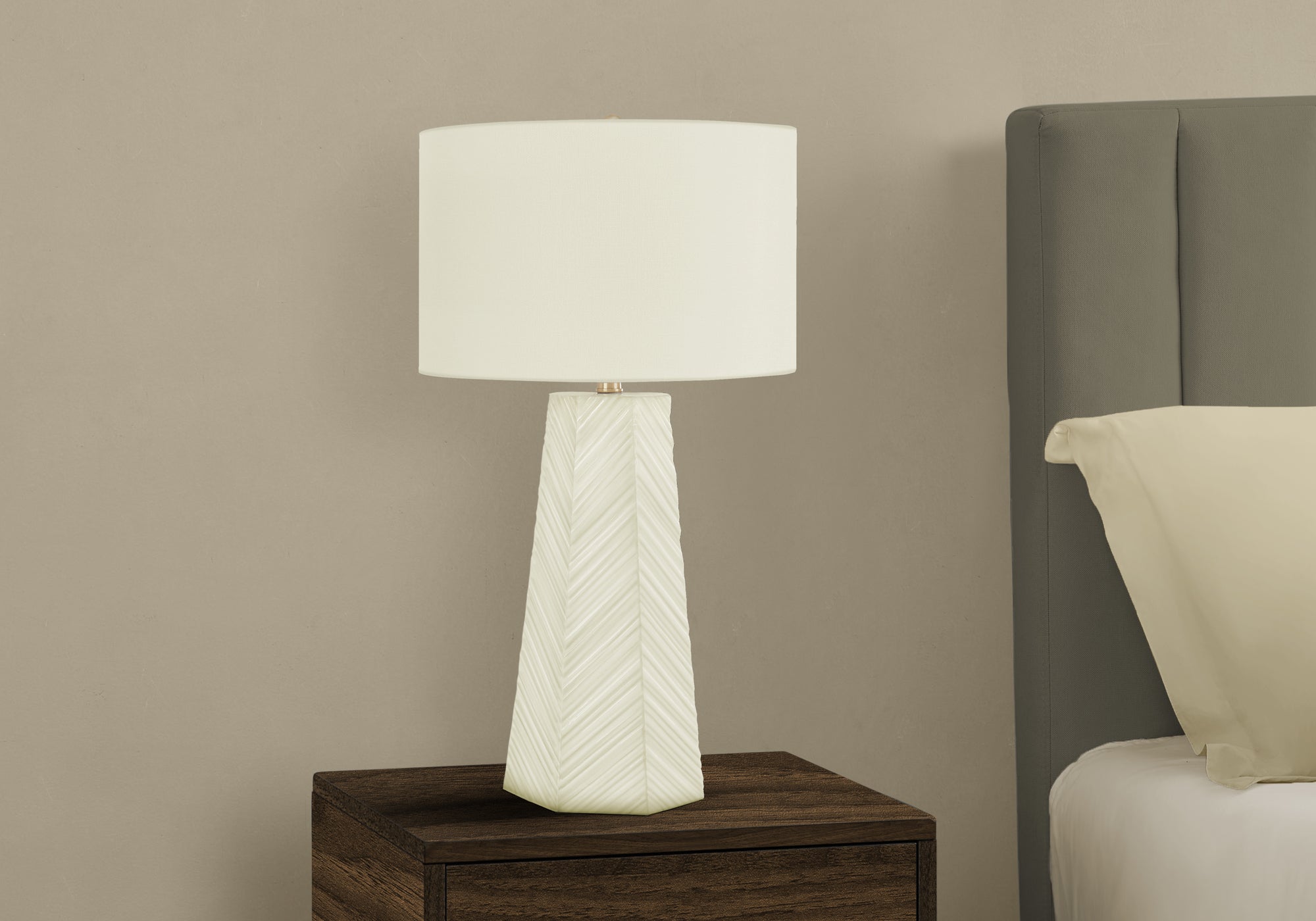 Gislog Ceramic Table Lamp