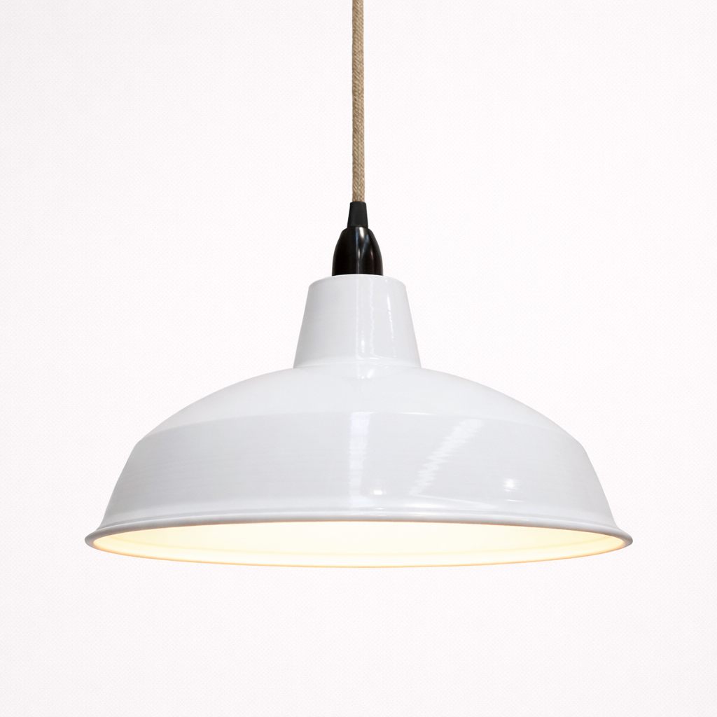 Hanglamp Met Industriële Metalen Kap Voor Binnenruimtes