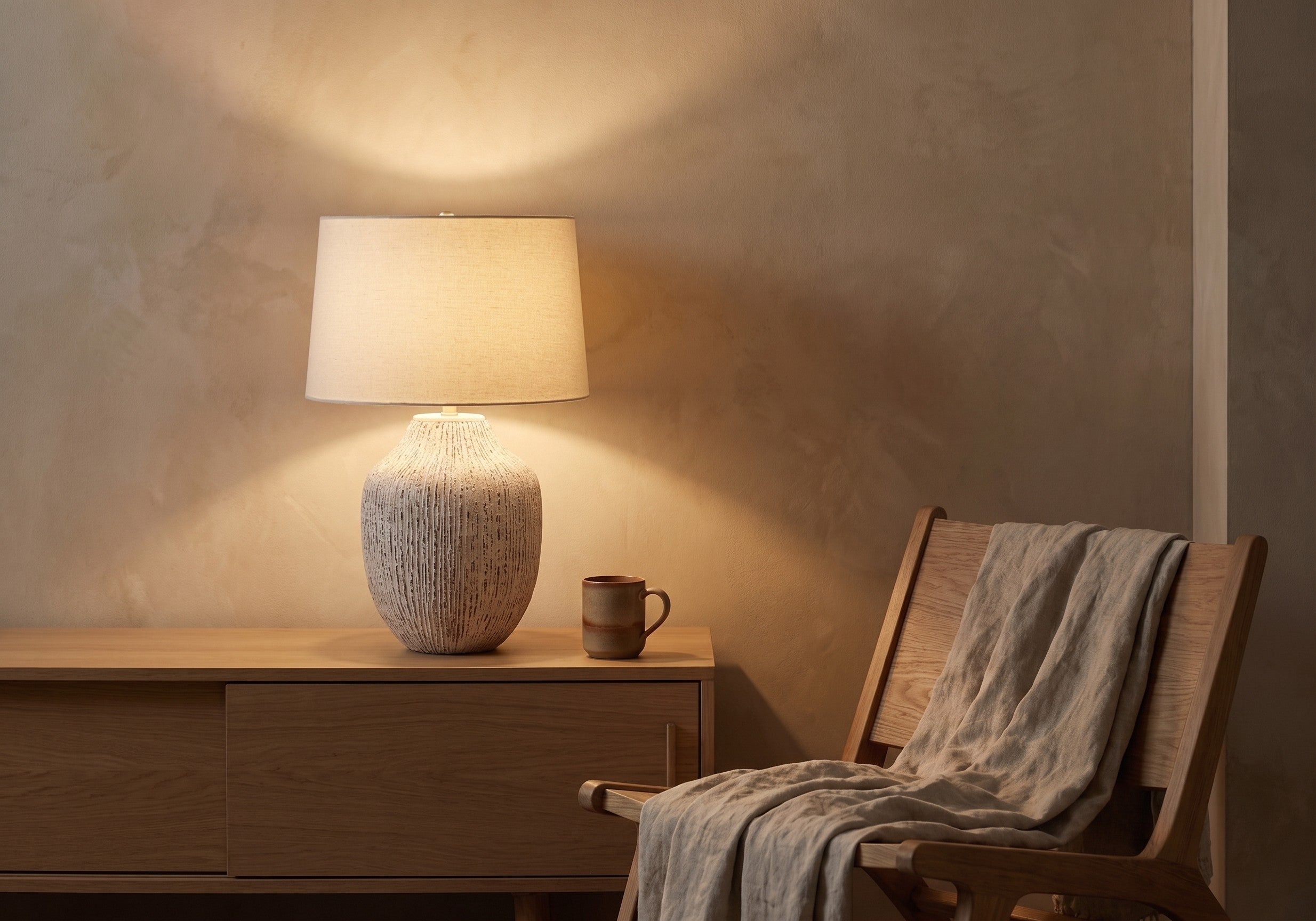 Yria Ceramic Table Lamp