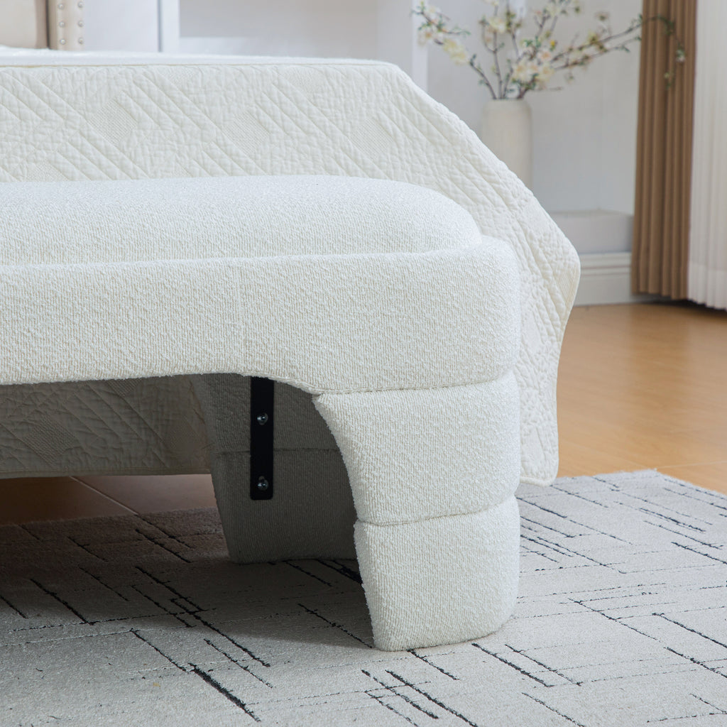 Hjalmar Boucle Bench
