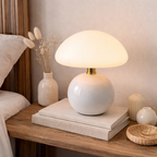 Svampeformet Bordlampe i Kremfarvet Finish