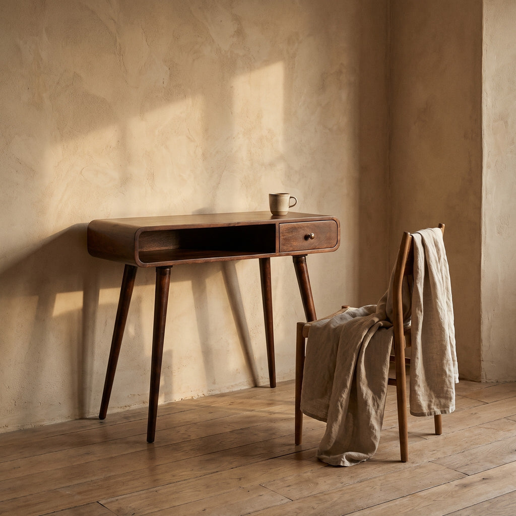 Ulrikke Curved Desk