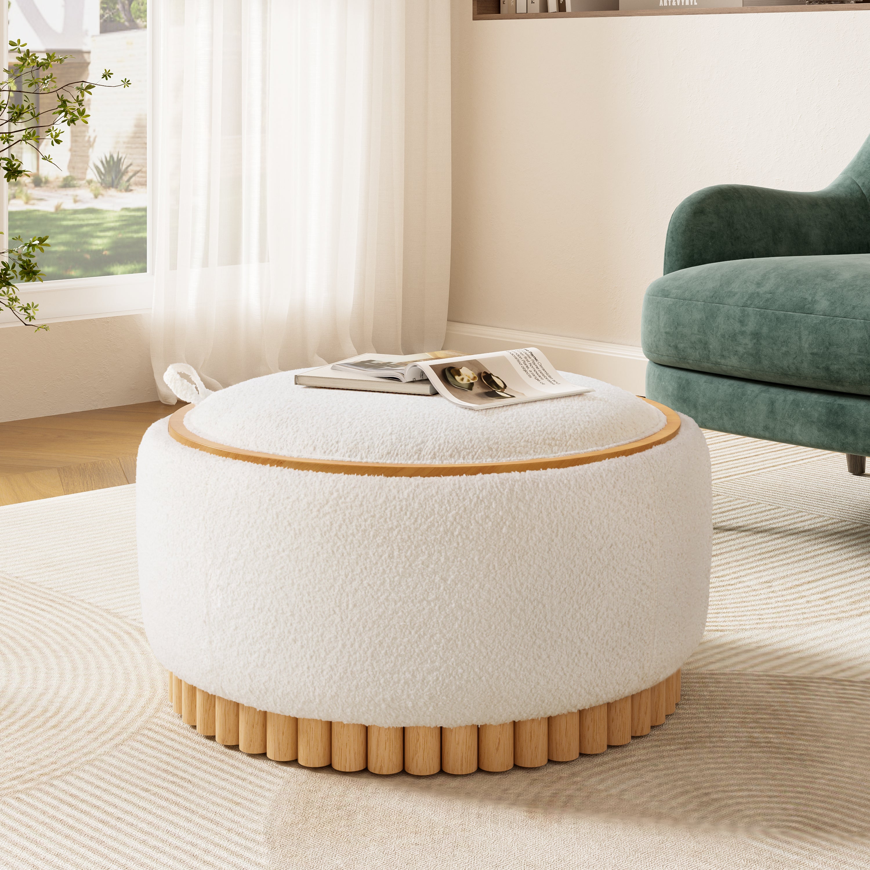 Uma Round Boucle Ottoman