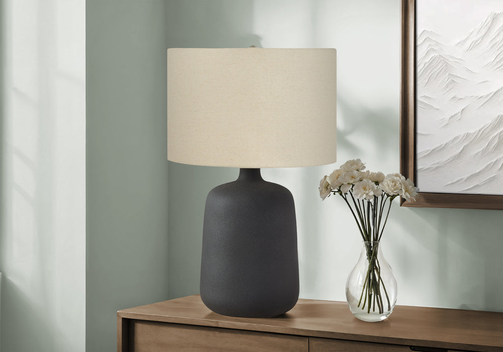 Unnhild Ceramic Table Lamp