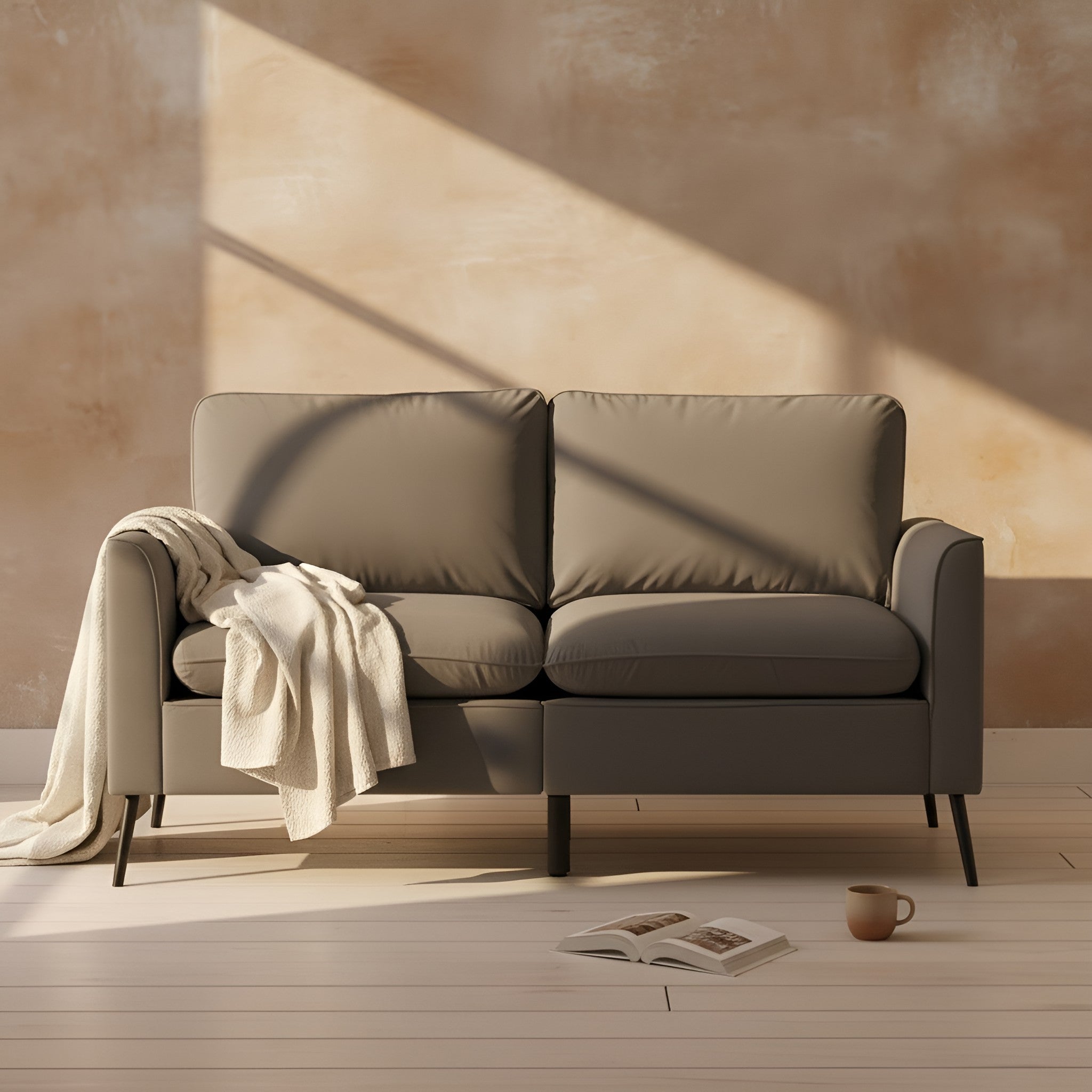 Mette Loveseat