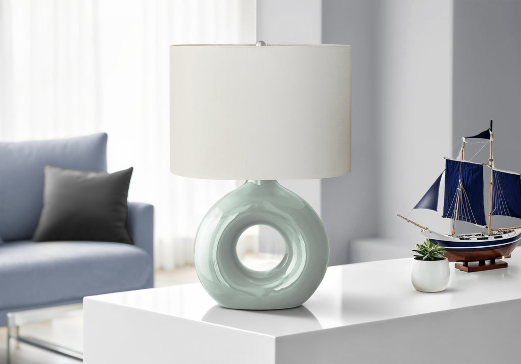Gunnvor Ceramic Table Lamp