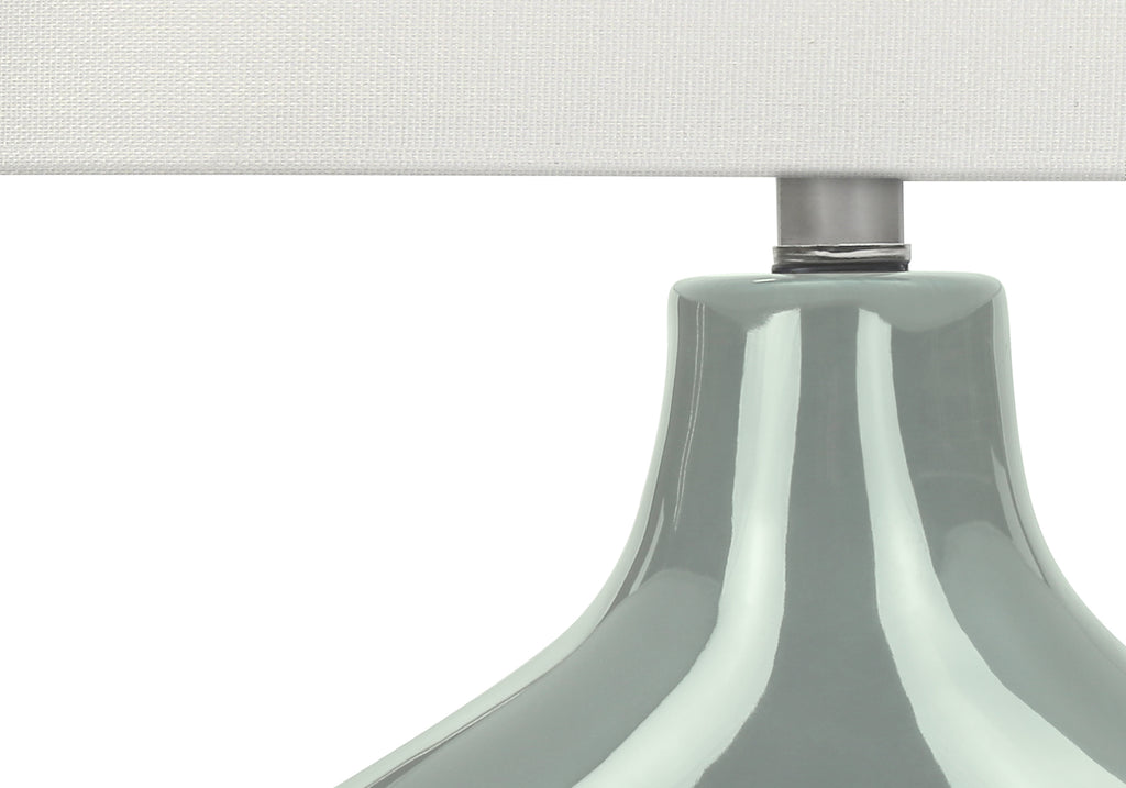 Vigdise Ceramic Table Lamp
