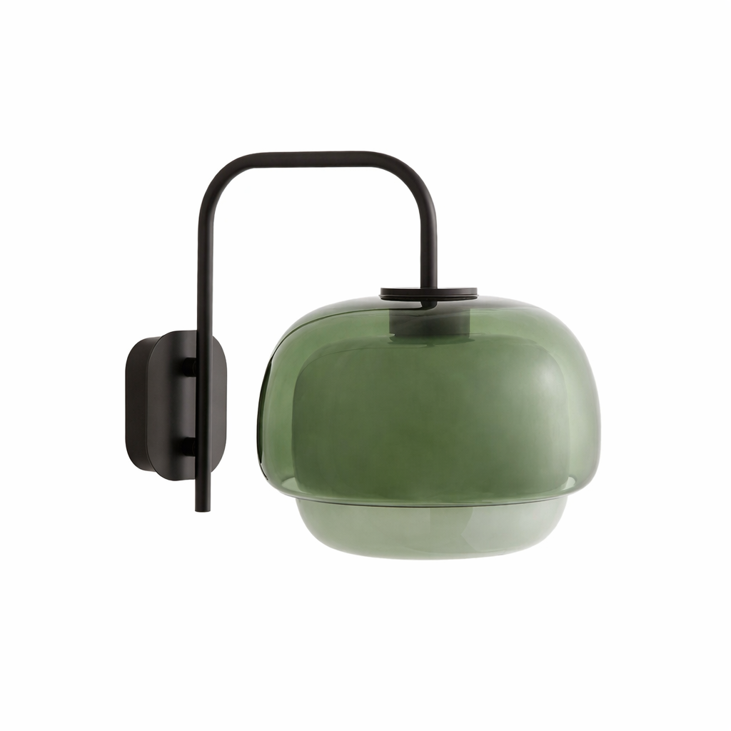 Nordisk væglampe med farverig glasskærm