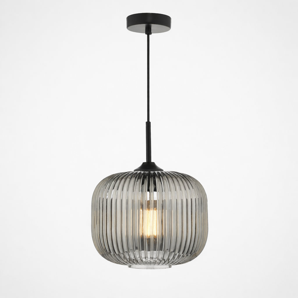 Lampe de table avec base classique et abat-jour en tissu